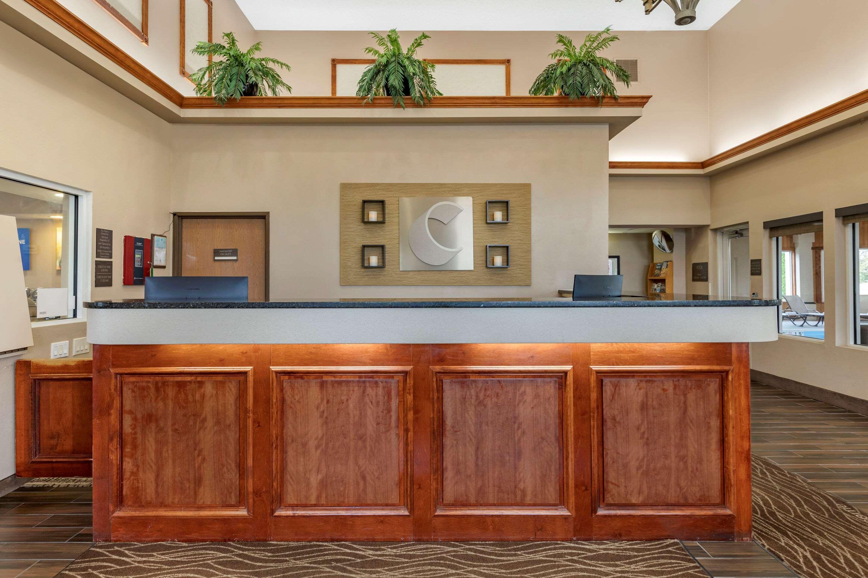 Comfort Inn & Suites Dimondale - Lansing Luaran gambar