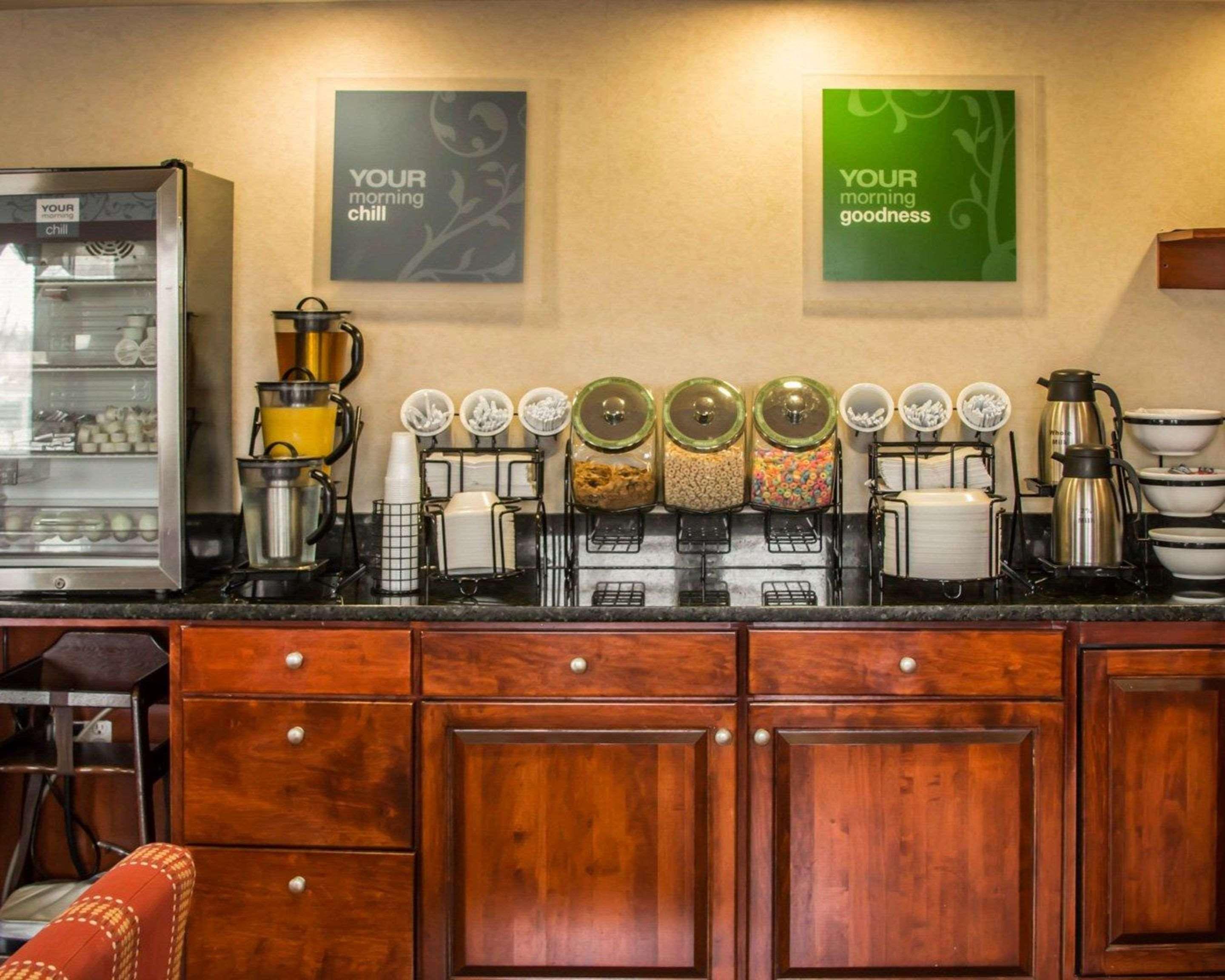 Comfort Inn & Suites Dimondale - Lansing Luaran gambar